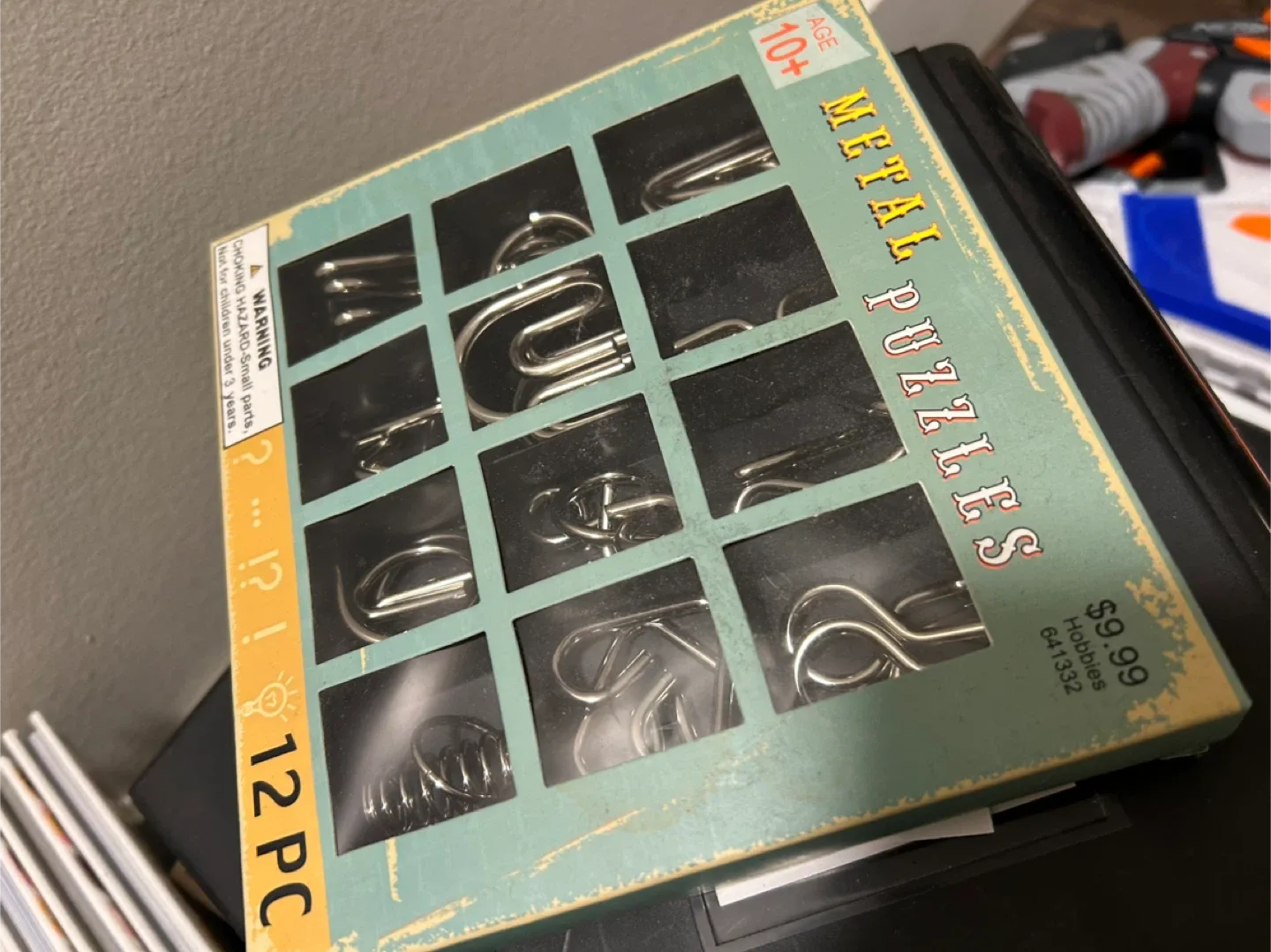 Assorted toys and some books image indicator(5)