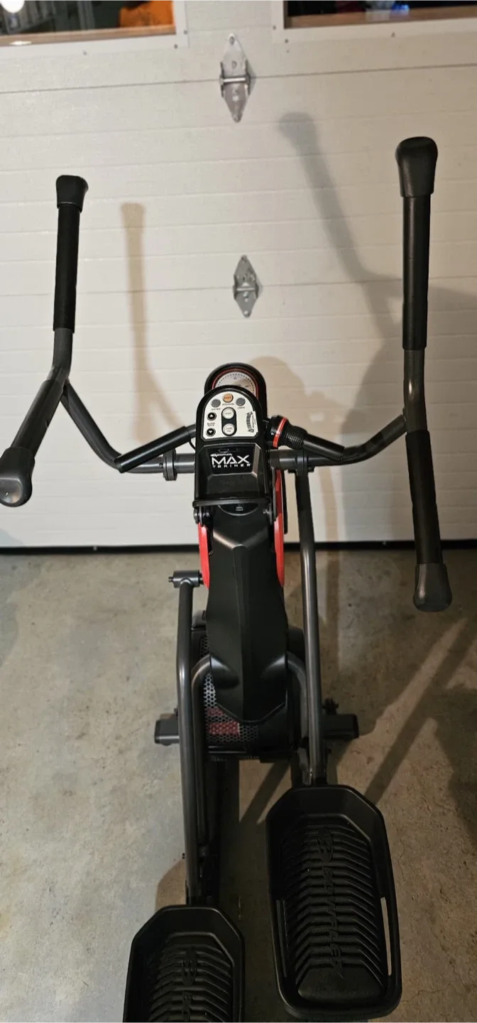 Bowflex Max Trainer M3 Elliptical image indicator(3)