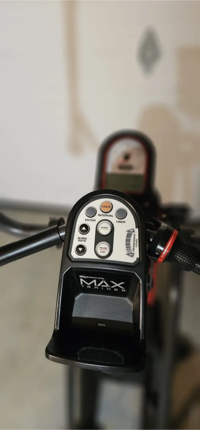 Bowflex Max Trainer M3 Elliptical image indicator(7)