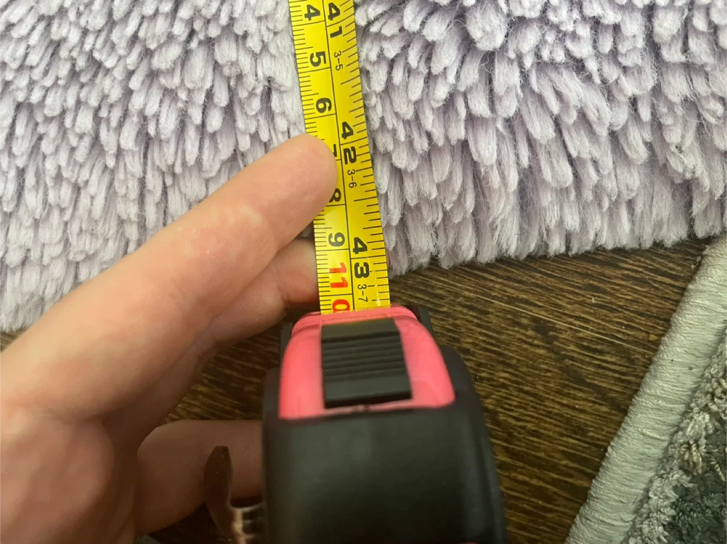 Silhouette Home Purple Lilac Polyester Rug (42x29 inches) image indicator(4)