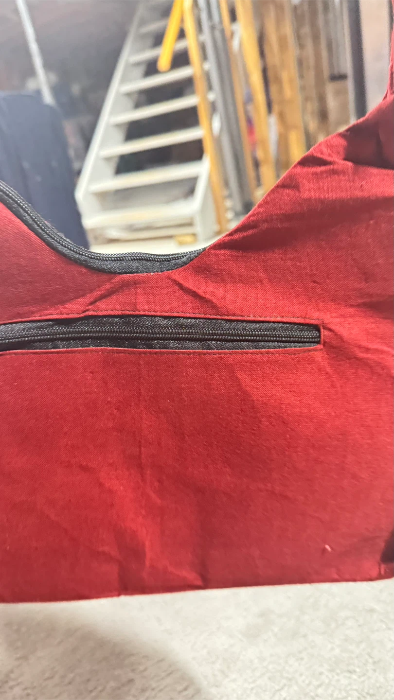 Red Beaded Shoulder Bag - photo 4