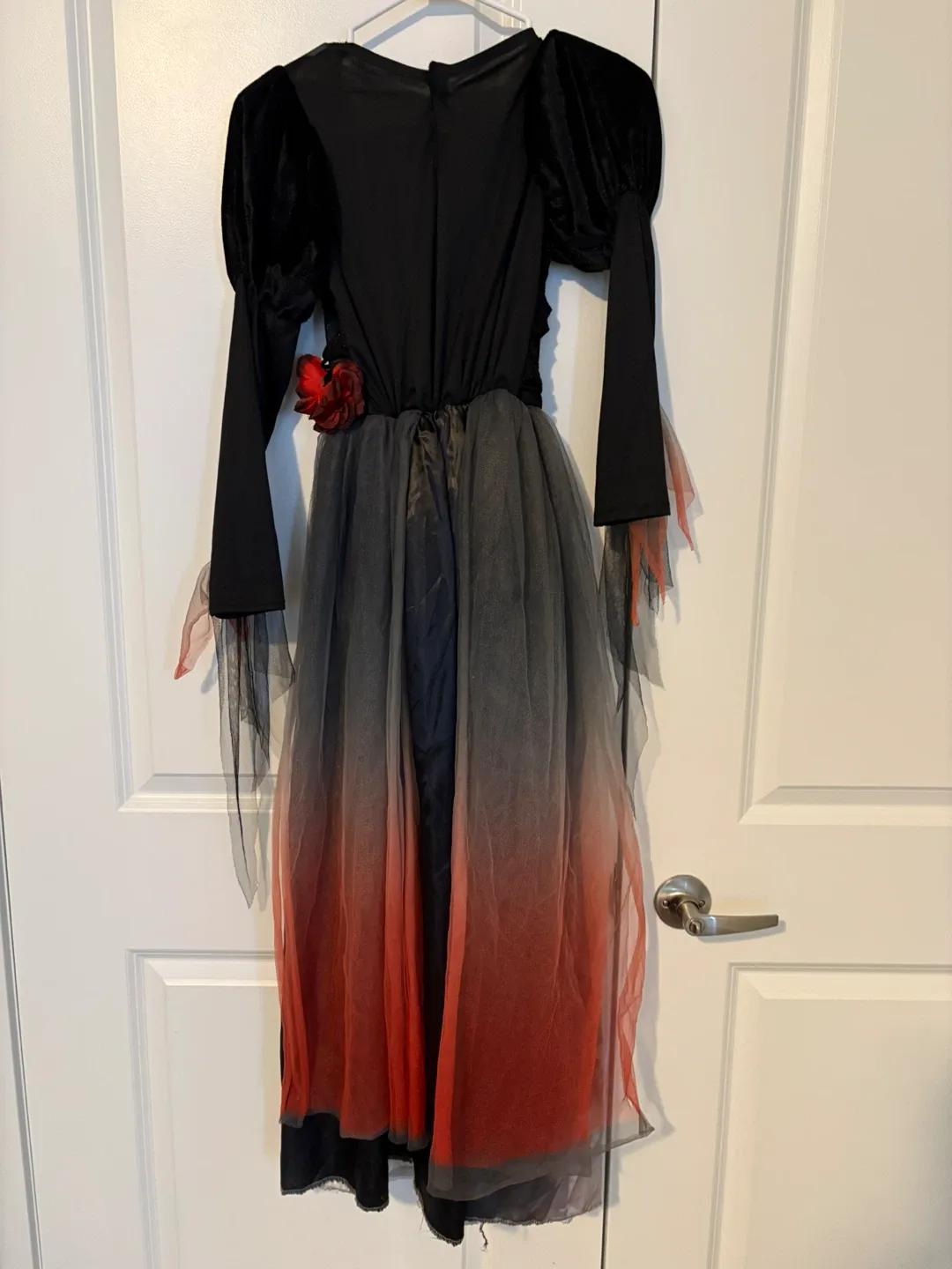 Halloween Zombie / Vampire Costume Size 10-12 with Rose Headband image indicator(2)