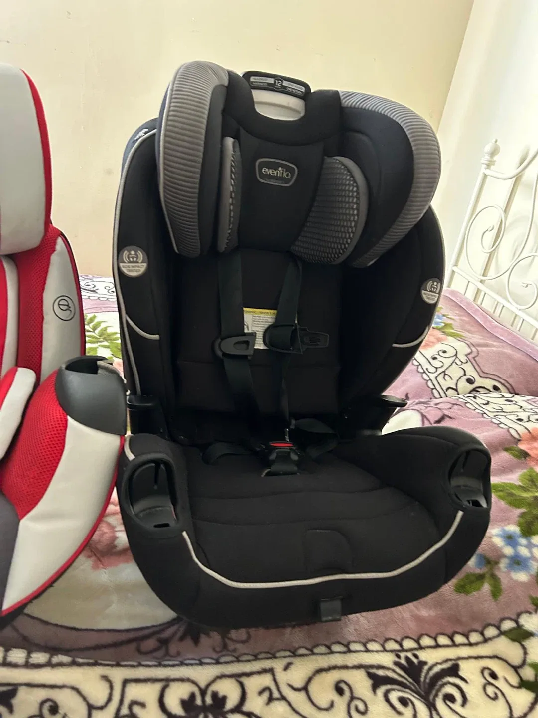 Evenflo EveryFit 4-in-1 Convertible Car Seat image indicator(9)