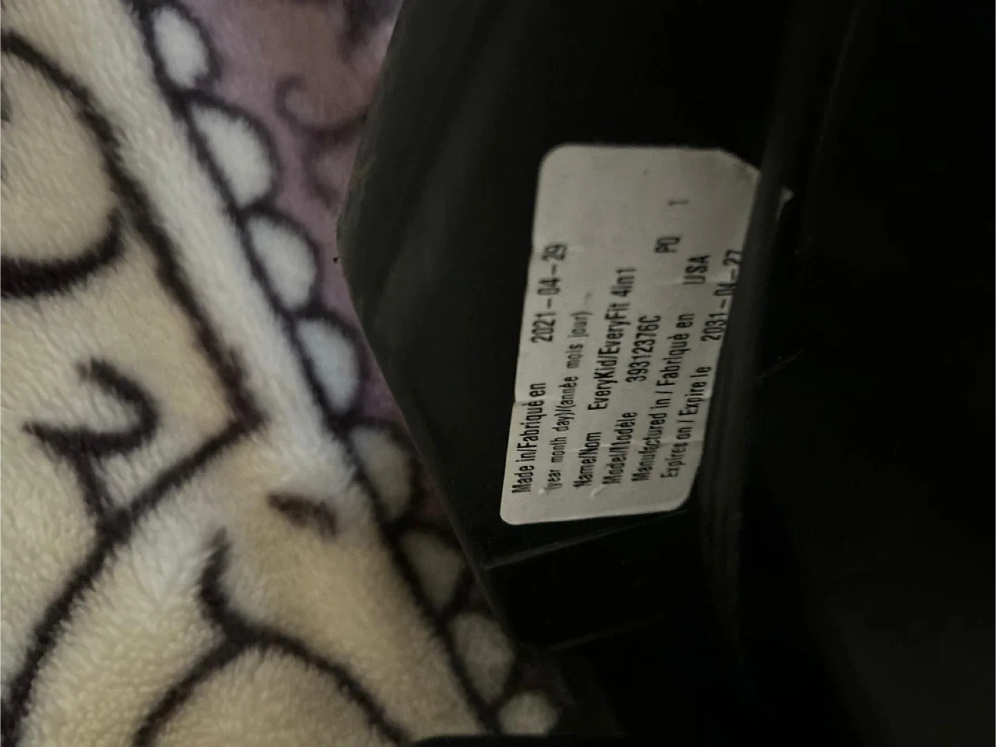 Evenflo EveryFit 4-in-1 Convertible Car Seat image indicator(10)