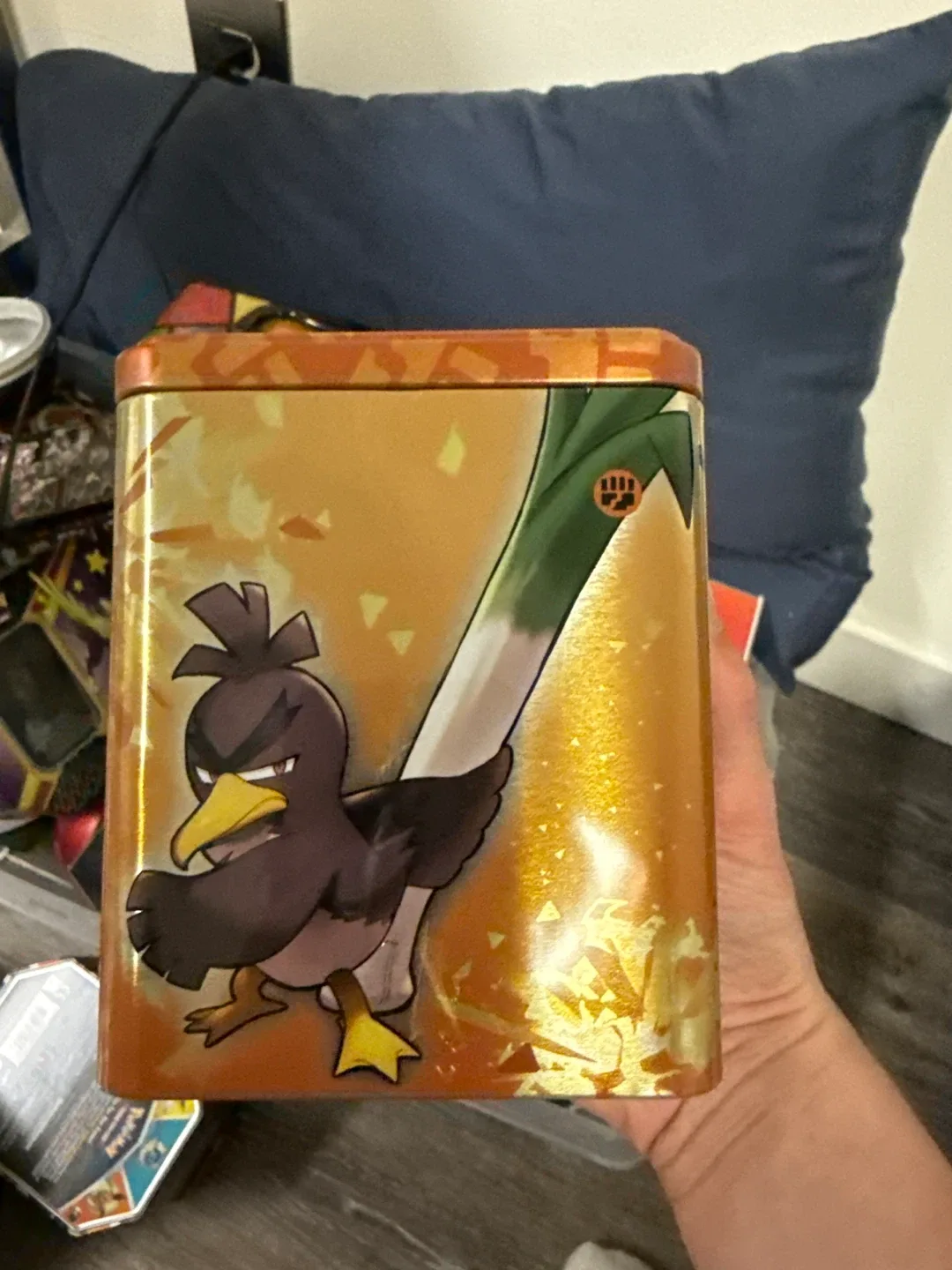 Pokémon Trading Card Game Tins image indicator(5)