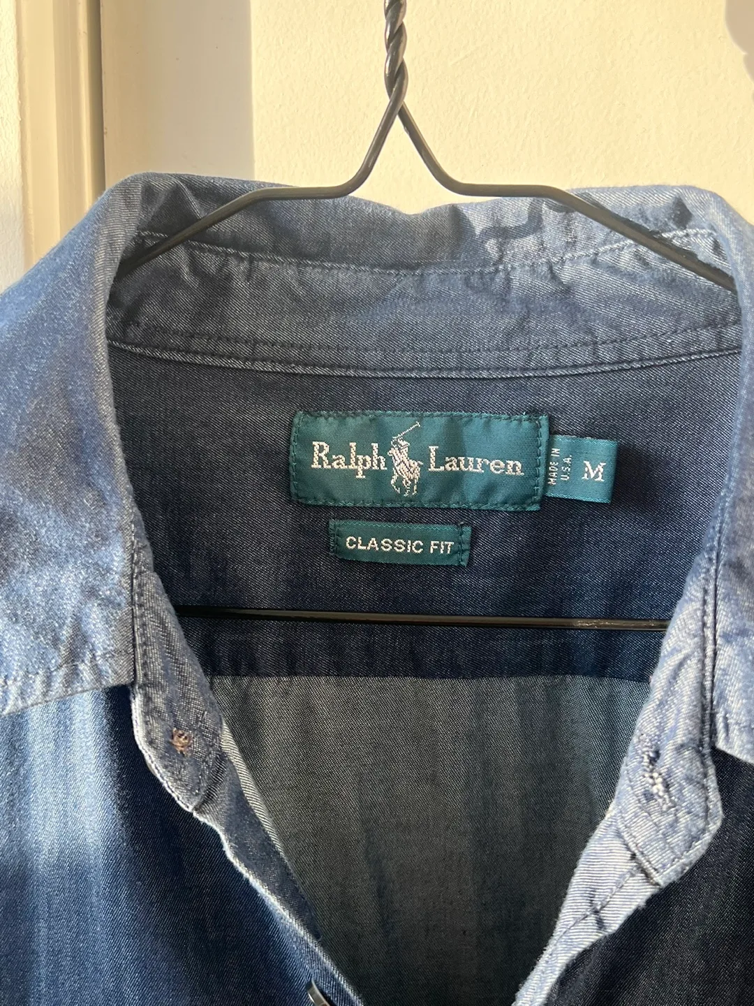 Ralph Lauren Classic Fit Denim Shirt - Size M image indicator(2)