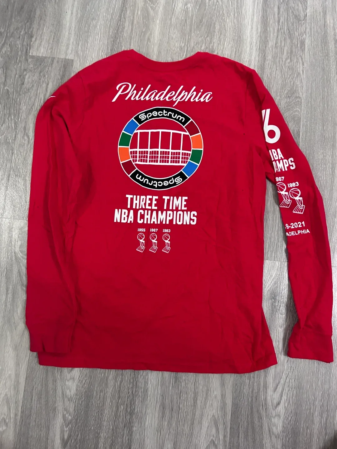 Nike Philadelphia Sixers Long Sleeve Tee - XL image indicator(2)