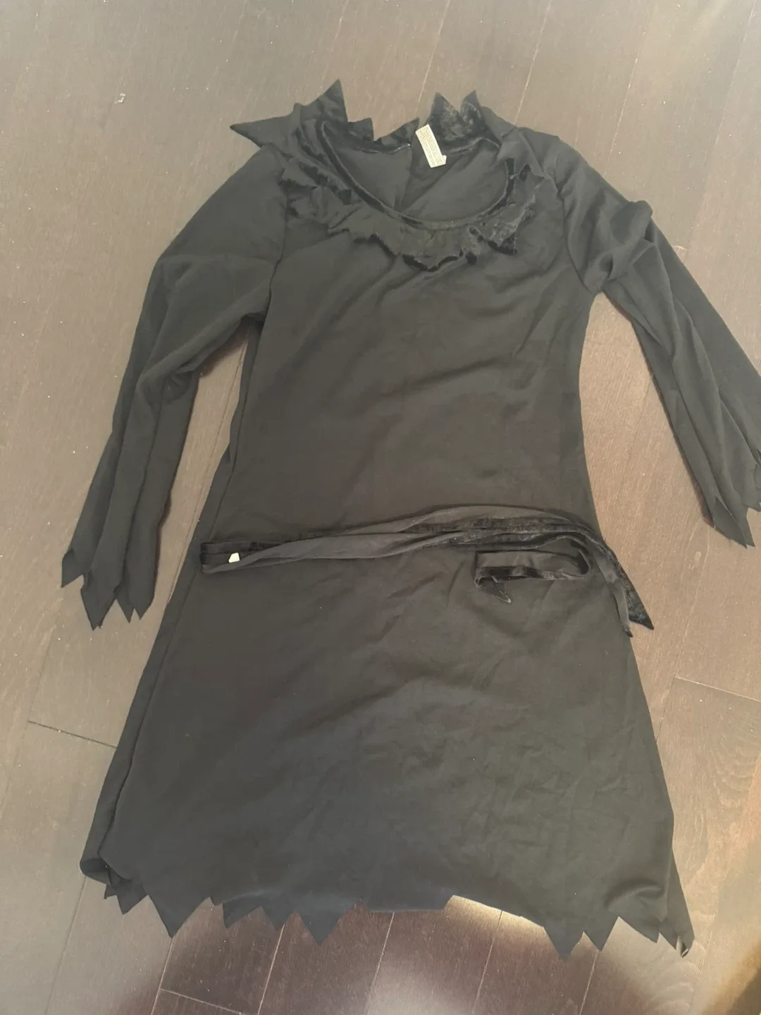 Lil' Witch Costume - X-Large (14-16) image indicator(3)