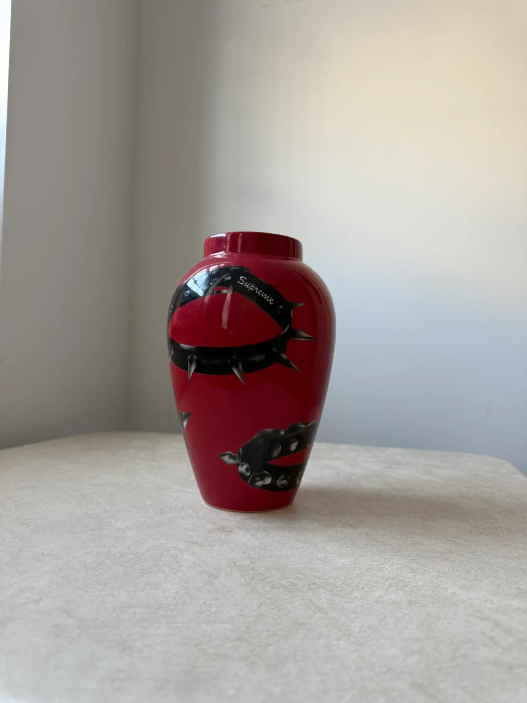 Supreme Spike Vase - Red image indicator(3)