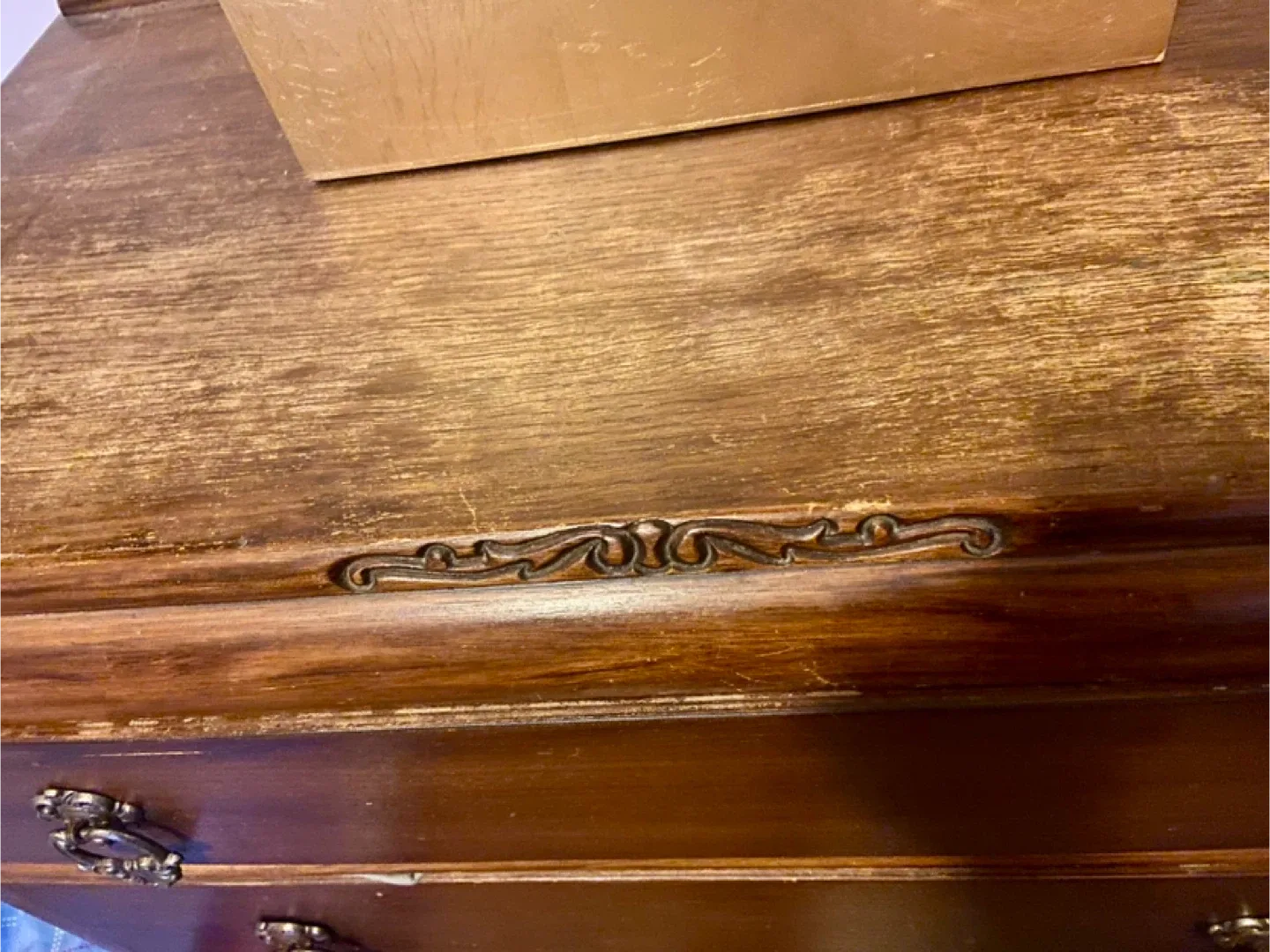 Small dresser antique Henredon? GUC image indicator(2)