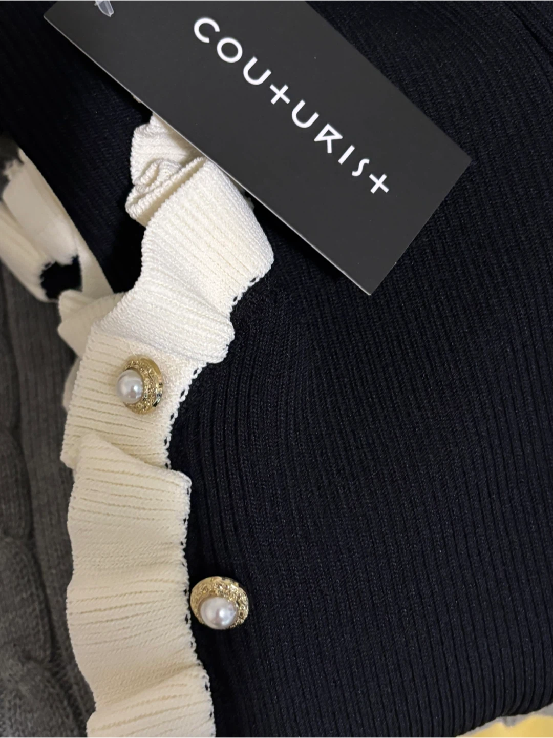 Contrasting Ruffle Edges Ribbed Knit Top - photo 4