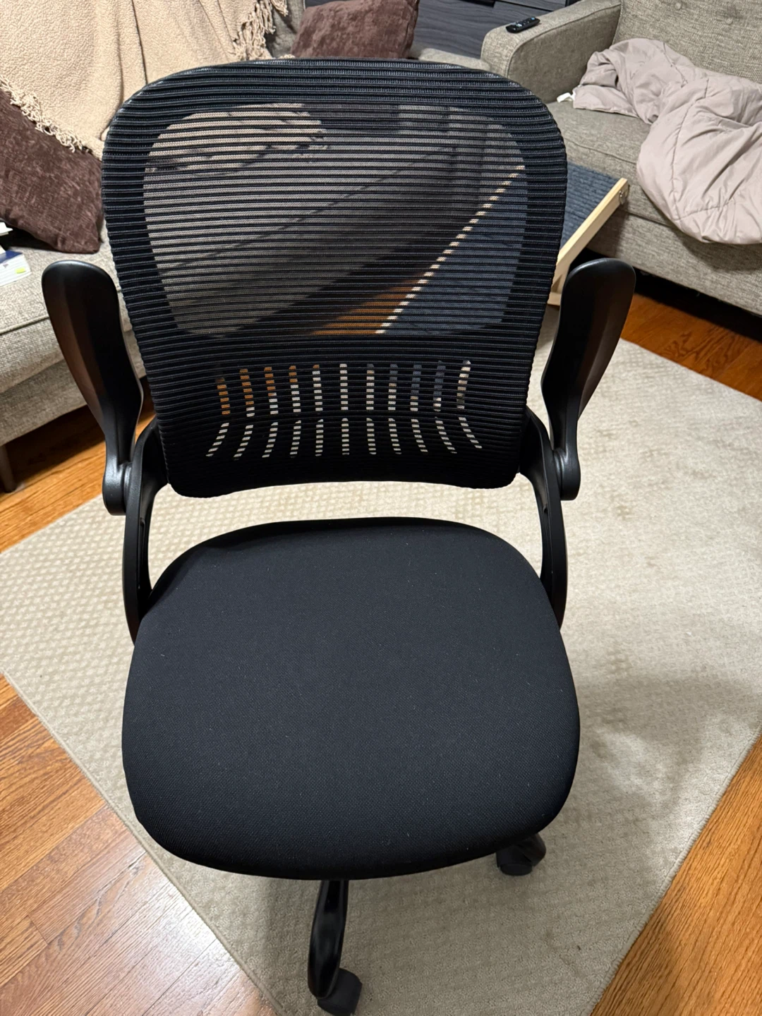 Black Mesh Office Chair - photo 2