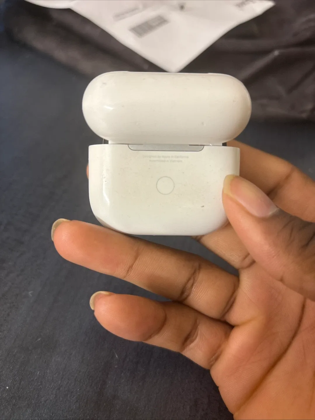 Apple AirPods 3rd Generation image indicator(3)