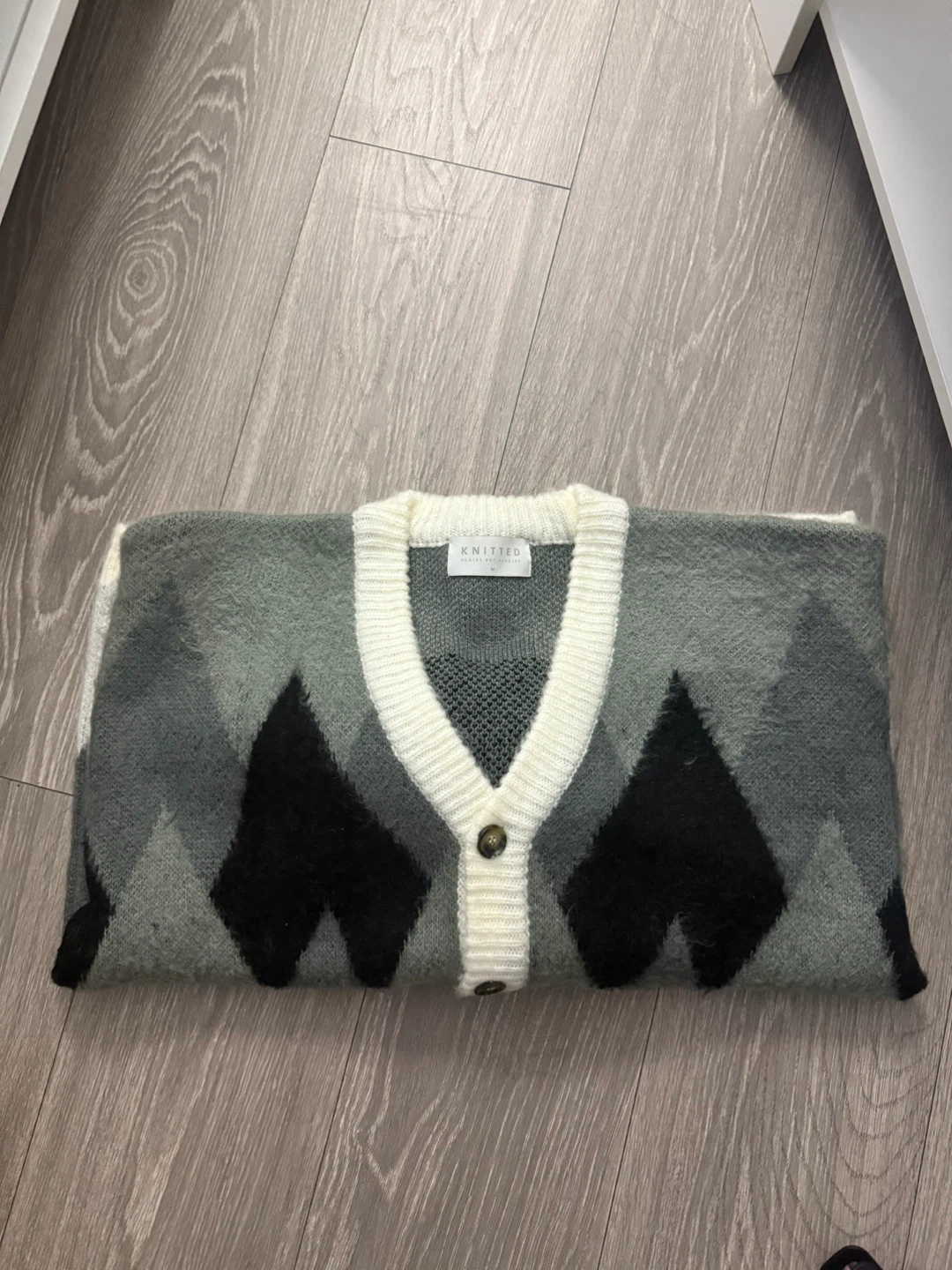 Knitted Olive Aux Scoples Cardigan