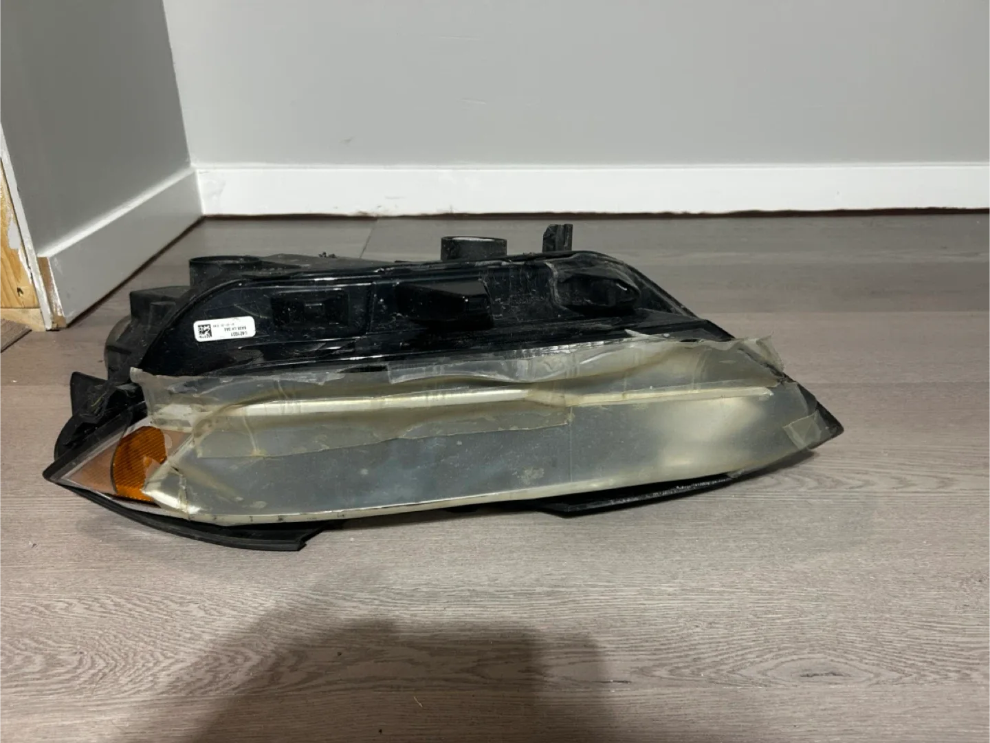 Volkswagen Headlight Assembly image indicator(2)