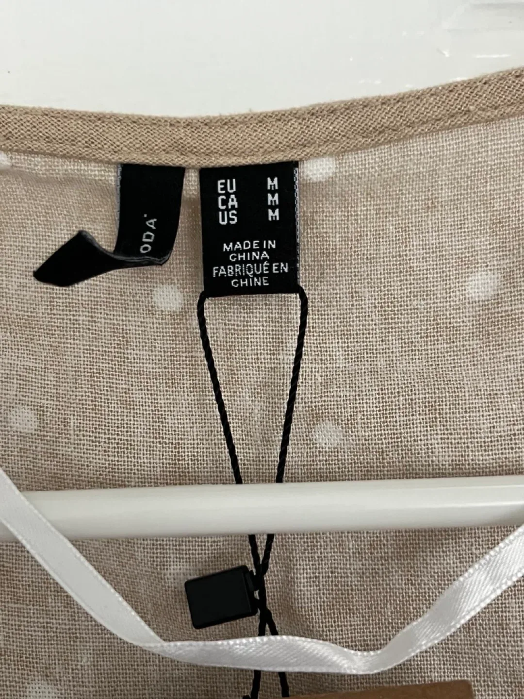 New Vero Moda Beige Polka Dot Top - Size M image indicator(5)