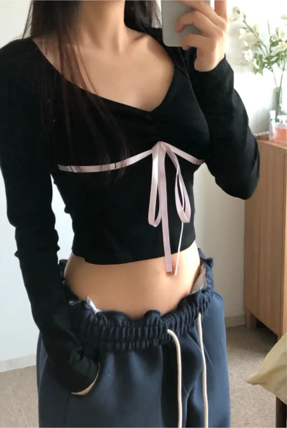 Black long sleeve t-shirt