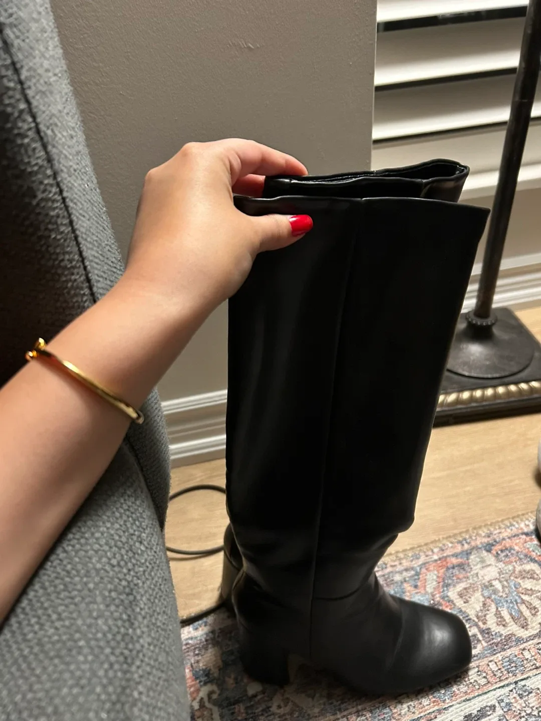 Steve Madden boots 7.5 image indicator(2)