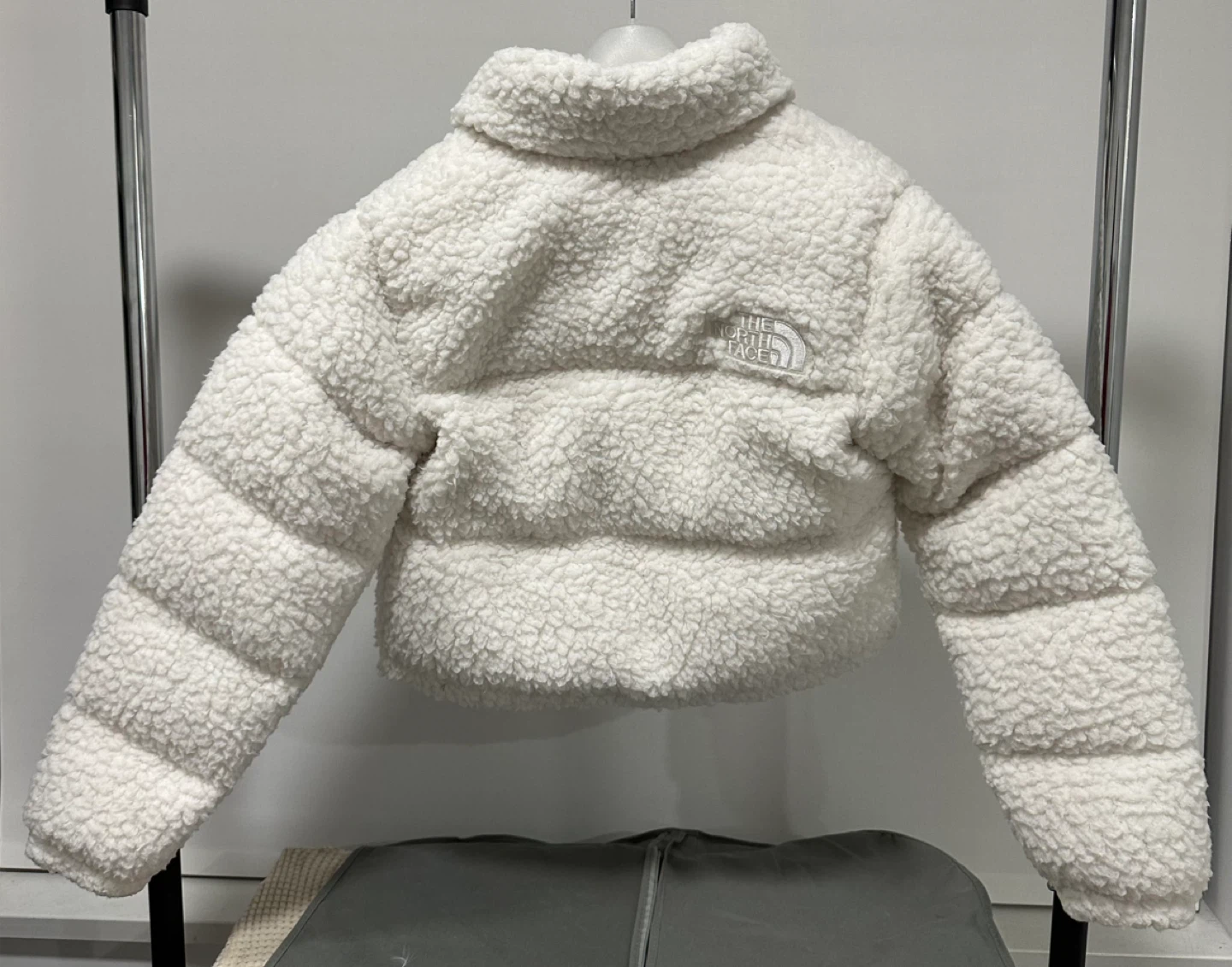 The North Face Nuptse Sherpa quilted Jacket XS - photo 2