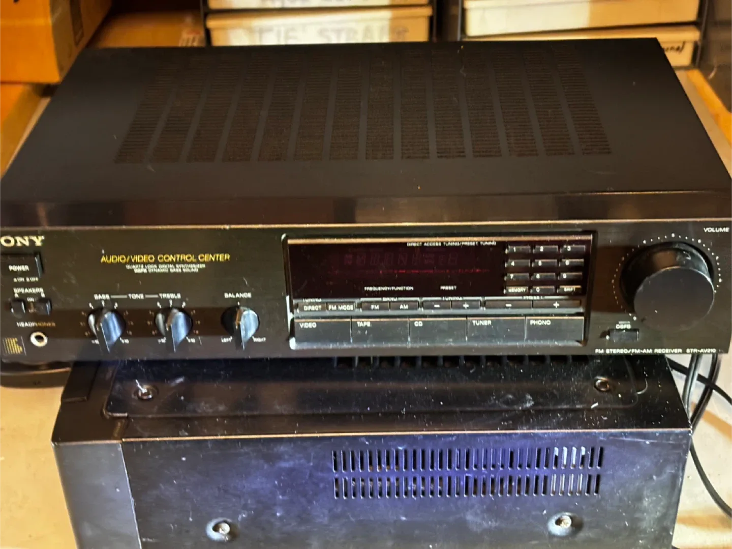 Sony STR-AV210 FM Stereo/FM-AM Receiver image indicator(3)