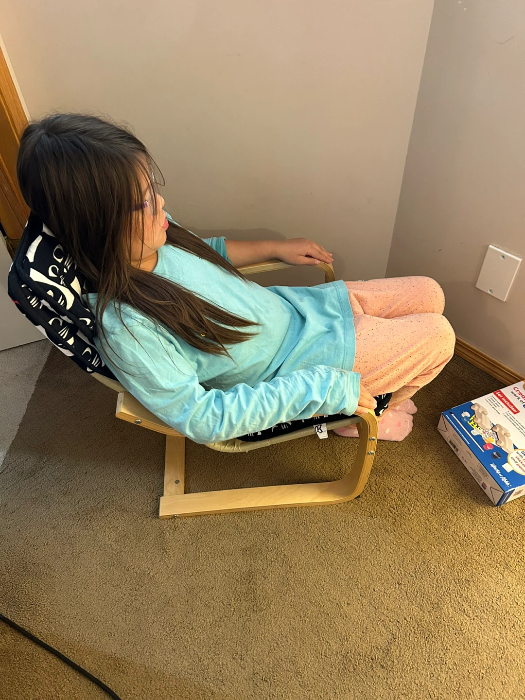 Ikea Poang Chair - Kids Size - photo 4