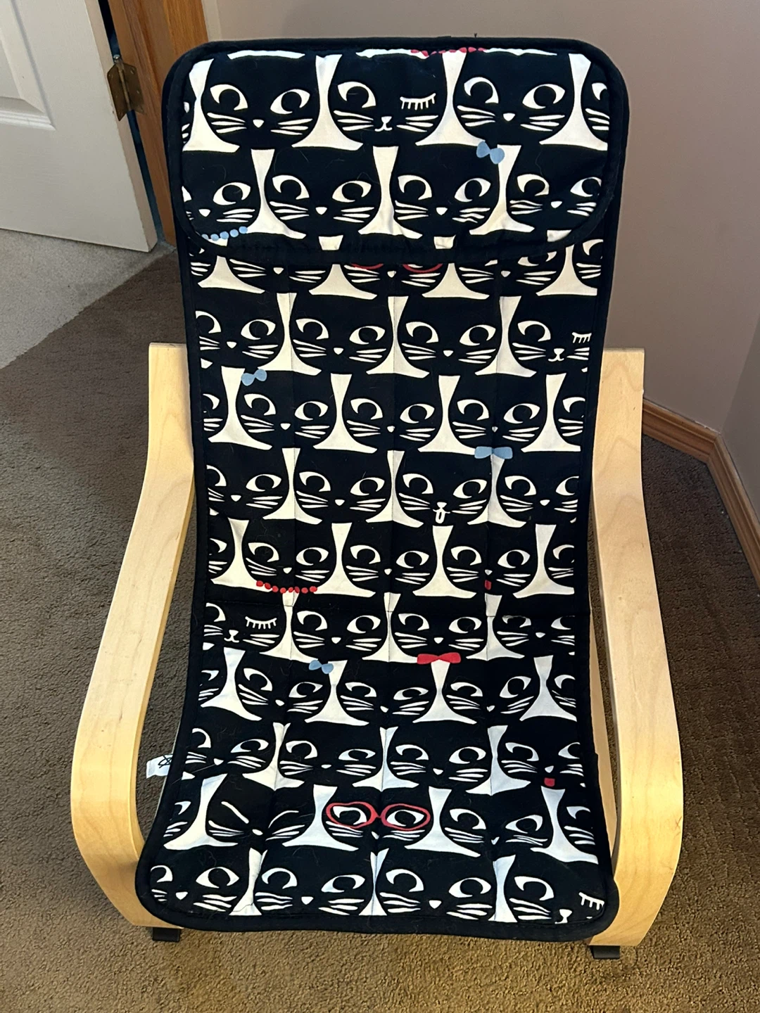 Ikea Poang Chair - Kids Size - photo 3