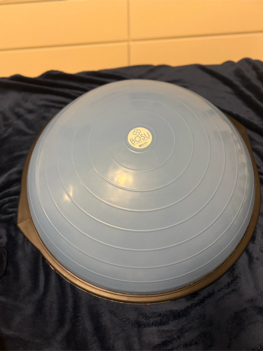 BOSU Balance Trainer