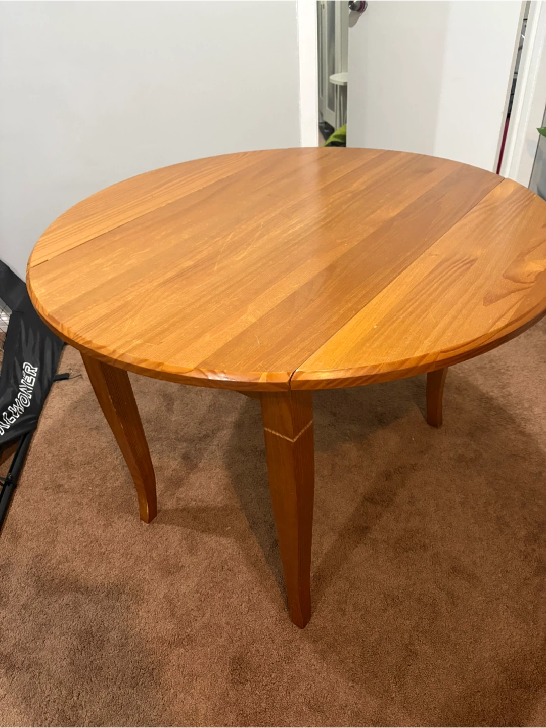 FREE TABLE NEED GONE AS SOON AS POSSIBLE