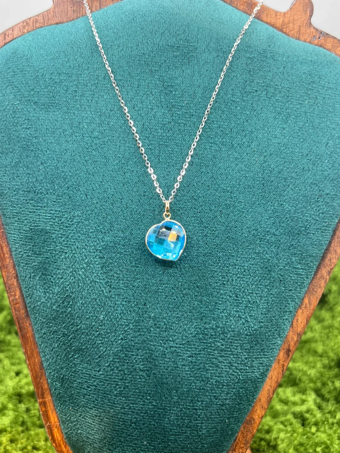 Blue Topaz Heart Necklace in 14kt gold thumbnail