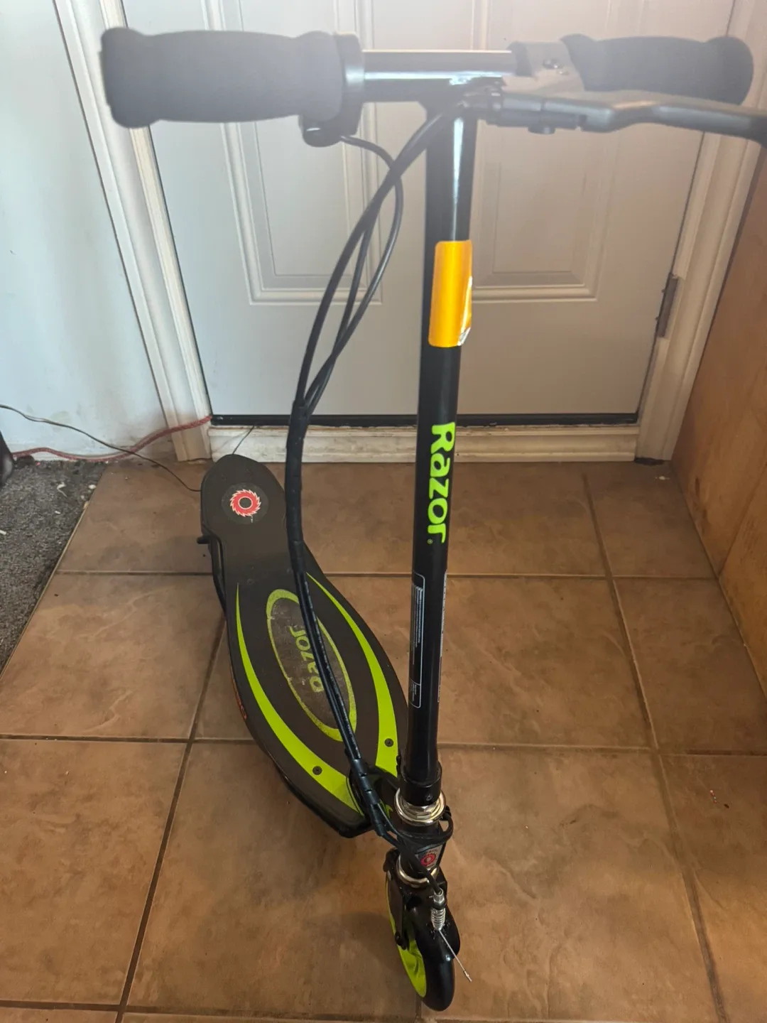 Electric razor scooter image indicator(4)