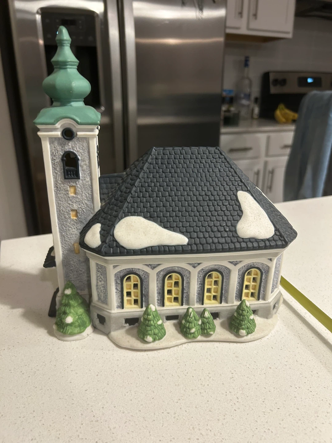Department 56 St. Nikolaus Kirche Alpine Village Series