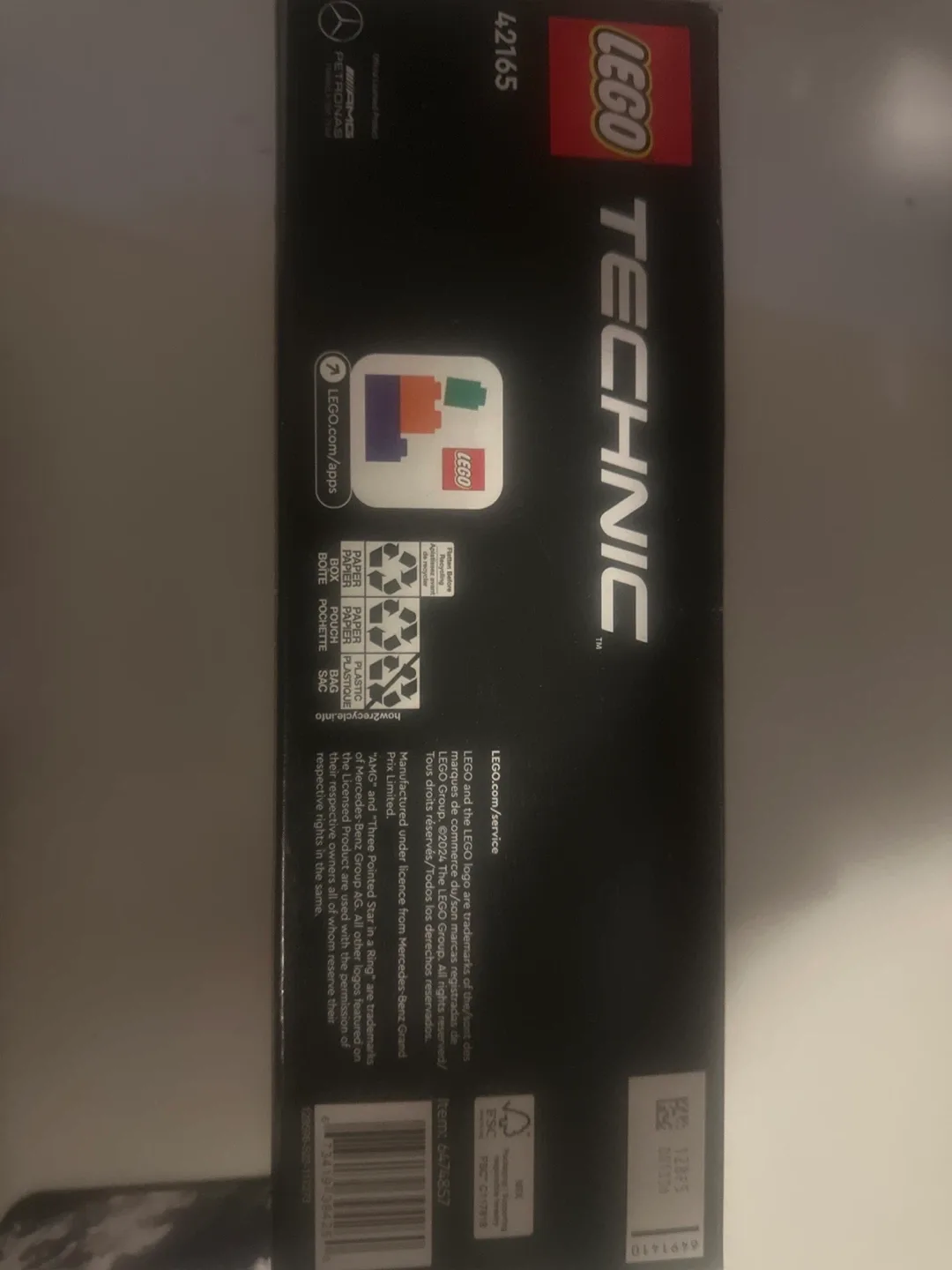 LEGO Technic Mercedes-AMG image indicator(2)