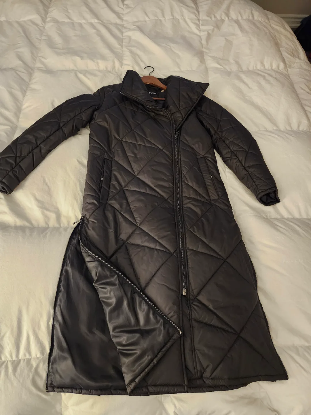 KARL LAGERFELD  quilted ladies winter coat image indicator(5)