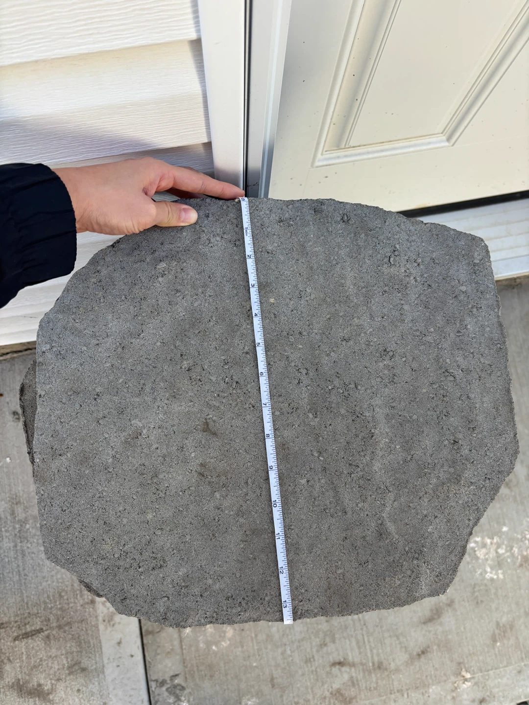 Concrete Stepping Stones - 18 Pieces - photo 3