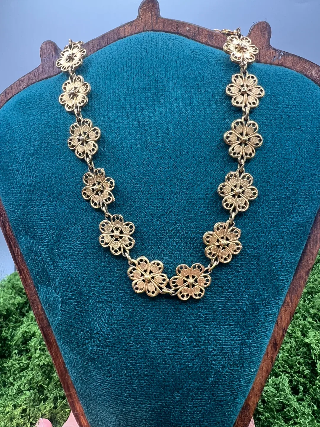 Vintage Gold Tone Florenza Necklace thumbnail