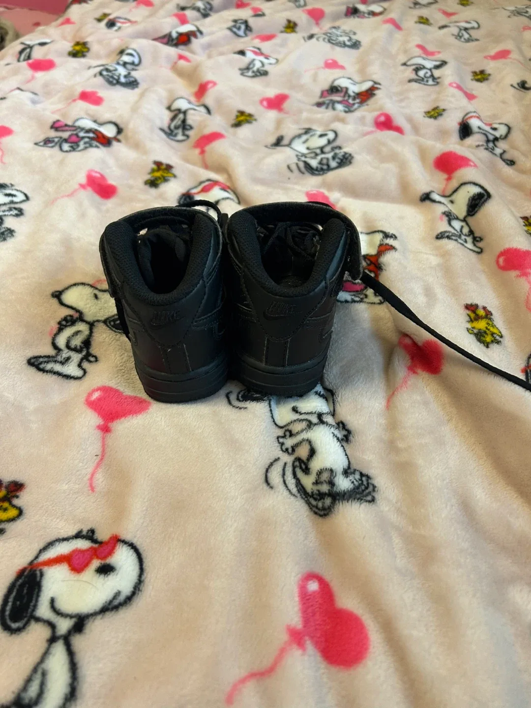 Nike Air Force 1 High Toddler Black Sneakers - Size 6 image indicator(3)