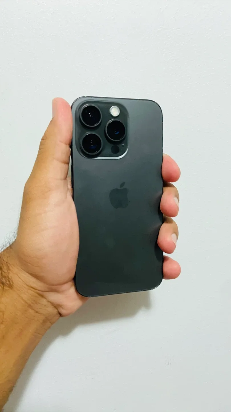 iPhone 15 Pro 128GB No Face ID - Like New! image indicator(6)