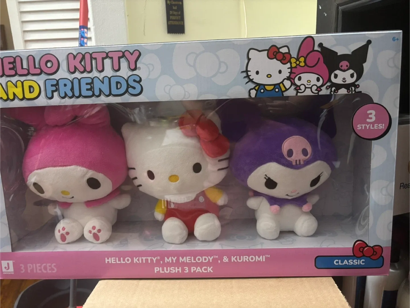Hello Kitty & Friends Plush 3 Pack - New in Box! image indicator(2)
