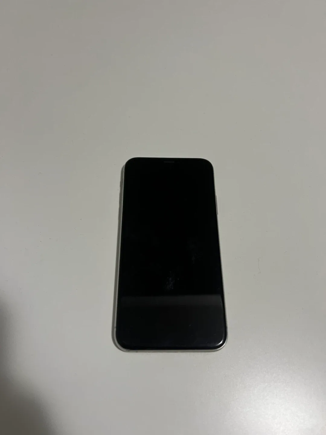 iPhone XS  with 64GB Storage thumbnail