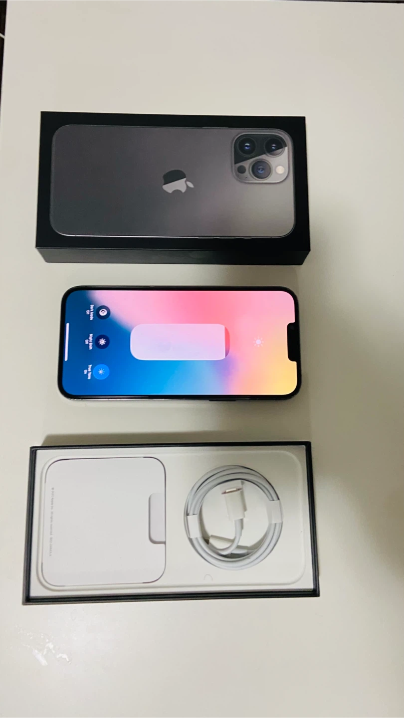 Apple iPhone 13 Pro Max - Graphite - Box Included - photo 3