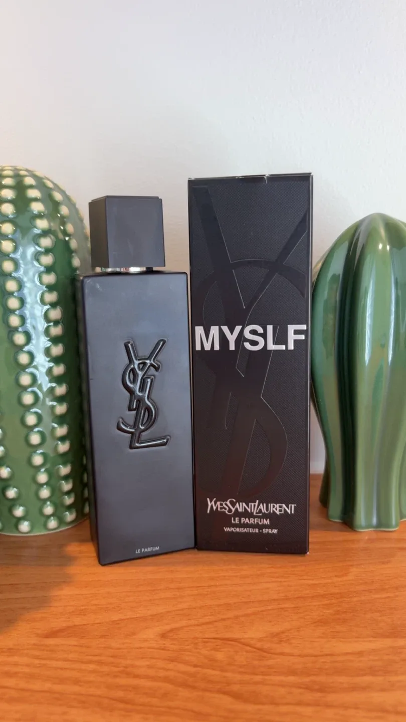 Colognes For Men image indicator(3)