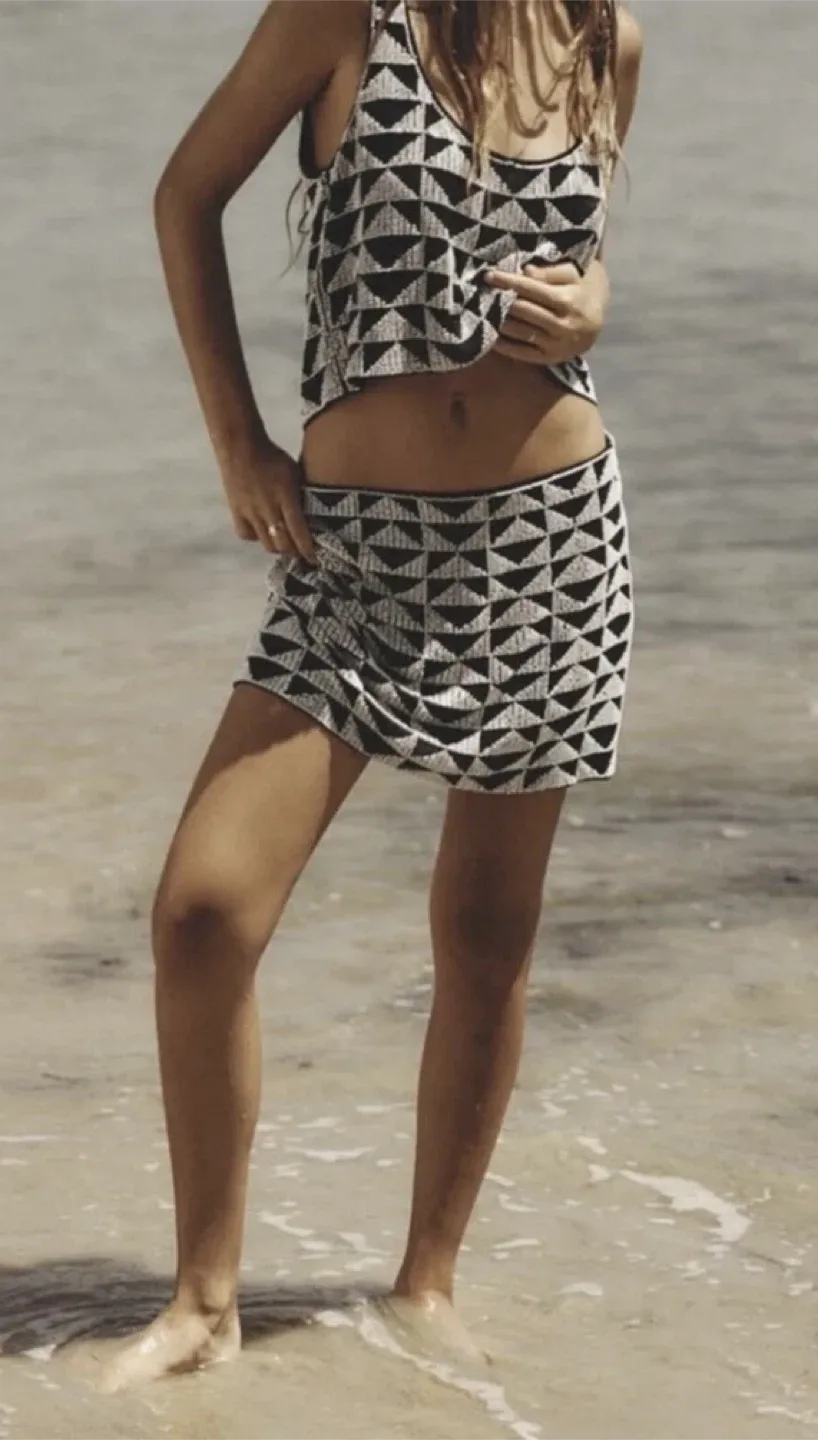 Zara Beaded Mini Skirt - Size M image indicator(3)