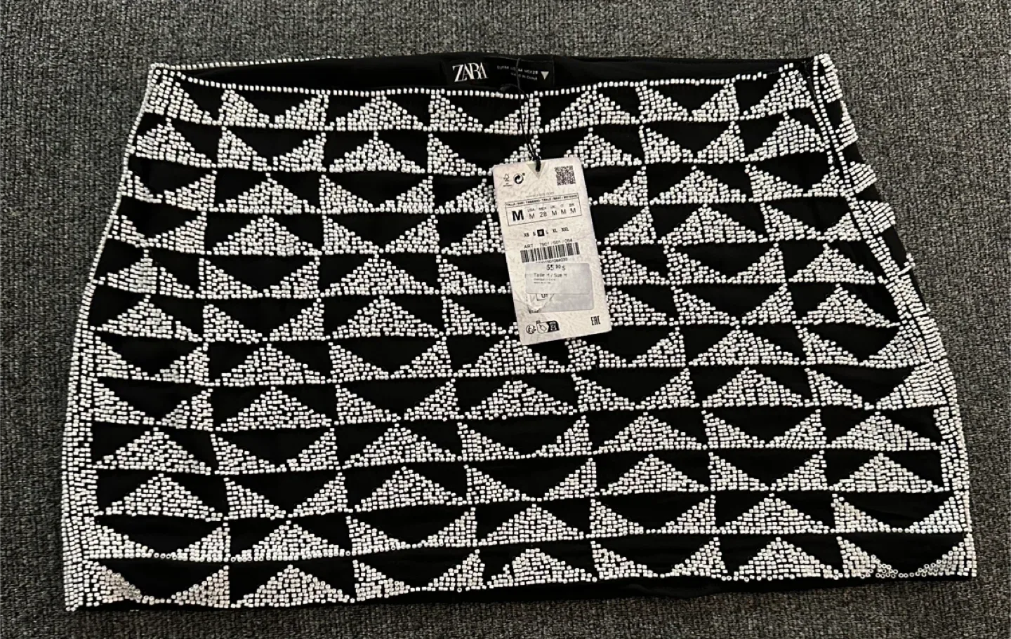 Zara Beaded Mini Skirt - Size M image indicator(5)