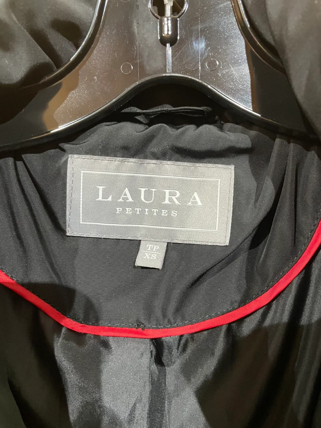 Laura Petites Black Puffer Coat XS image indicator(3)