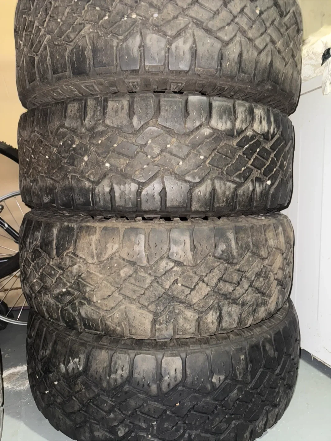 265/65R18 Duratrac Goodyear M&S image indicator(6)