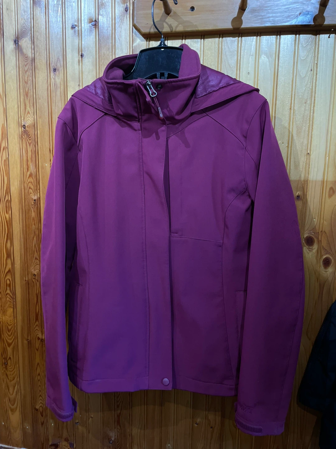 Avia Purple Softshell Jacket - Size M/M