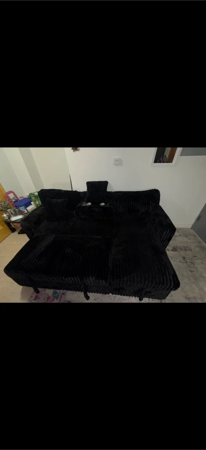 Black Sectional Sofa with Ottoman image indicator(2)