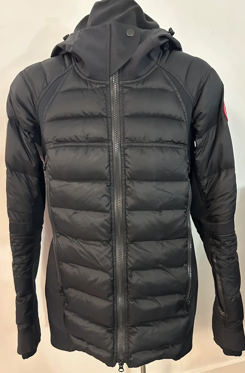 Canada Goose Hybridge Sutton Coat - Black, size small image indicator(6)