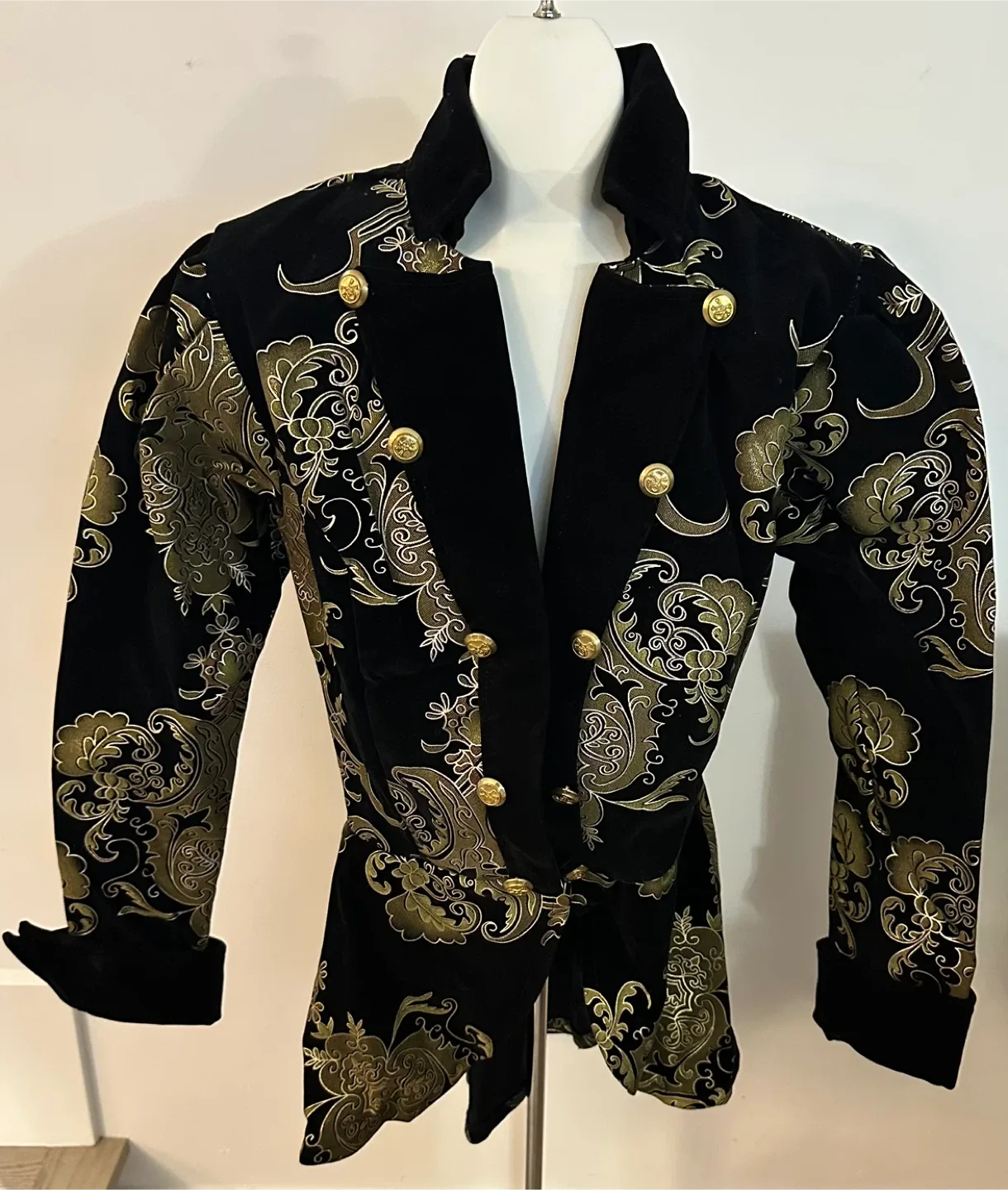 Charades Elegant Pirate Lady Costume - Size Large image indicator(5)