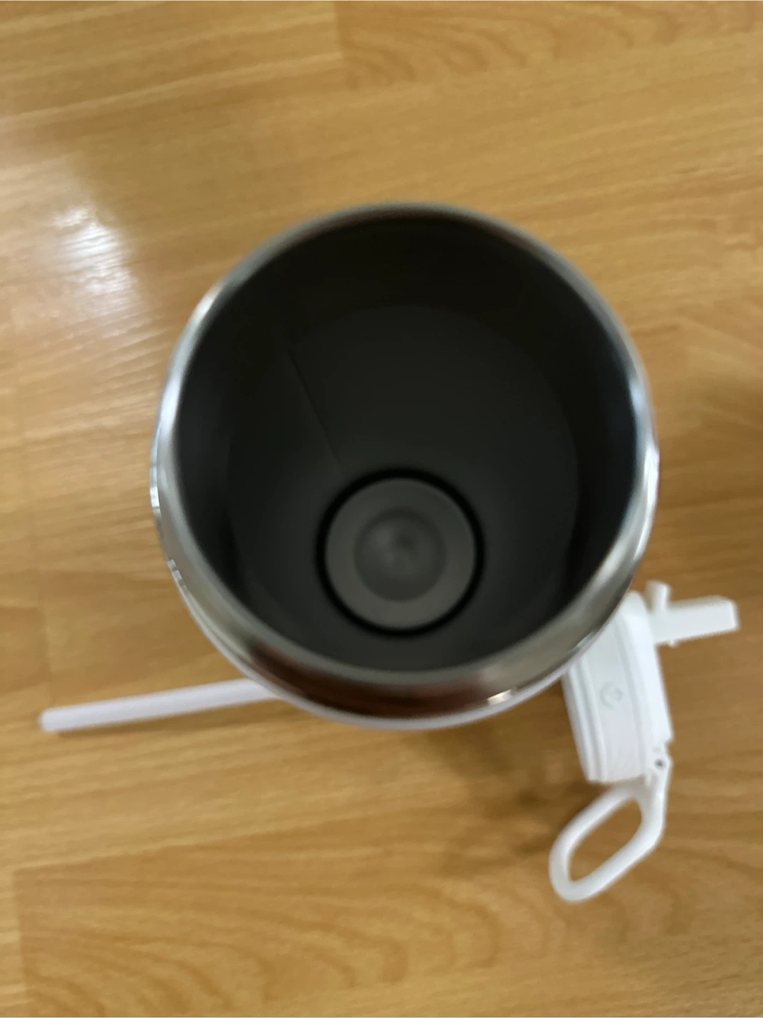 Lululemon White Water Bottle with Straw - photo 4